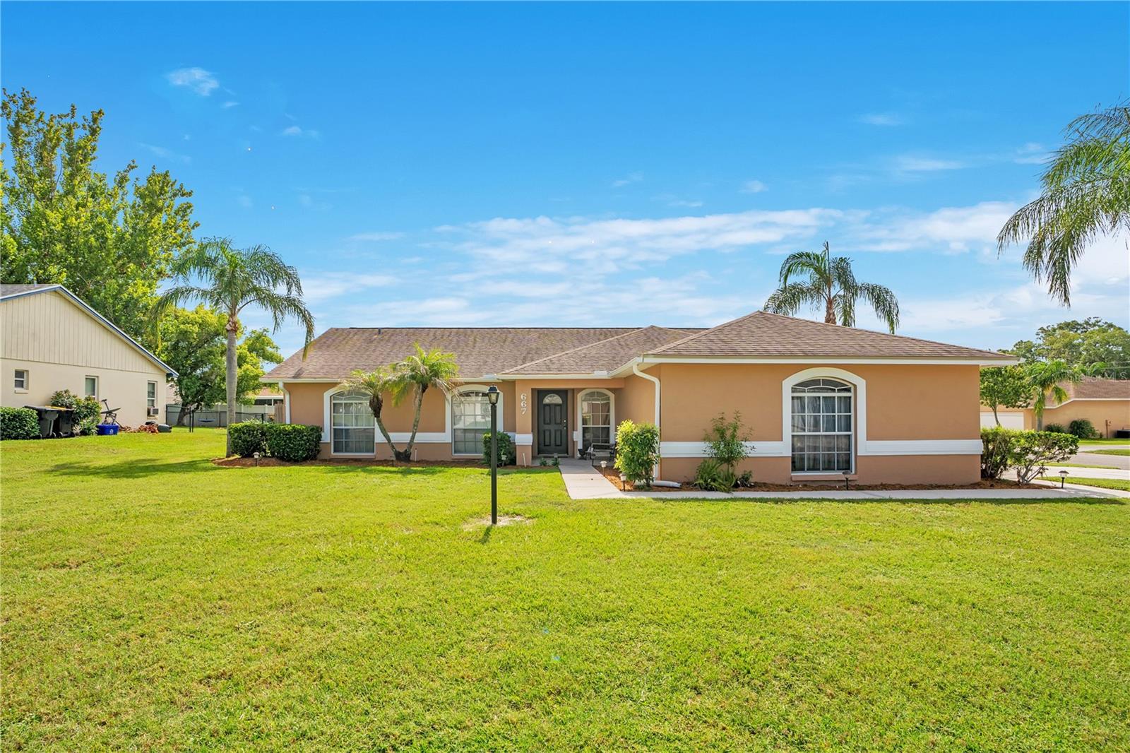 667 Jessanda Cir Property Photo 1