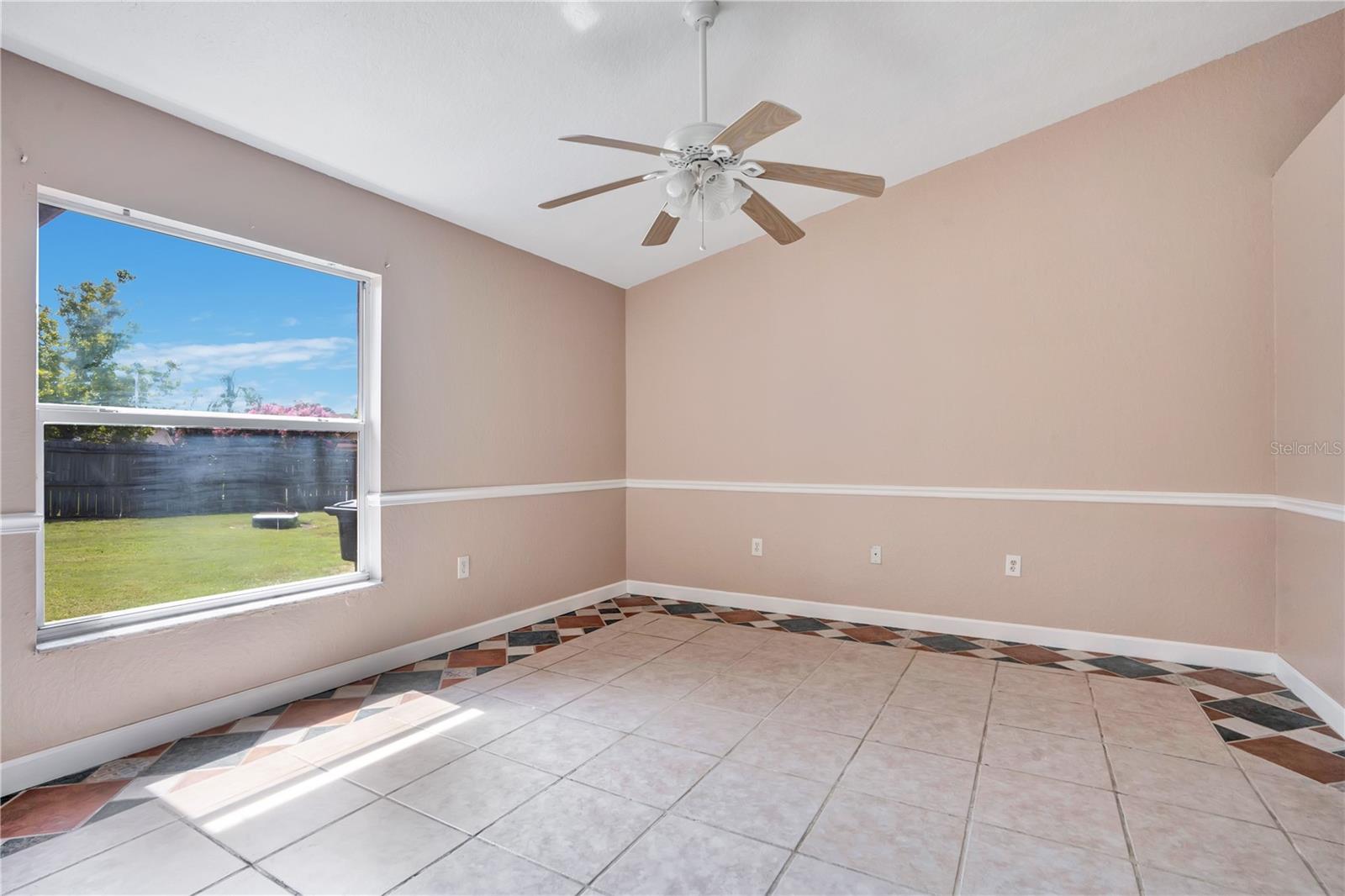 667 Jessanda Cir Property Photo 16
