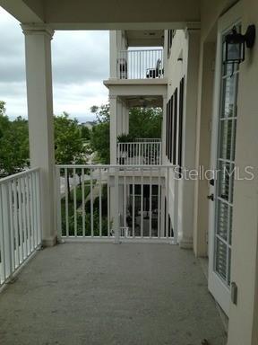 987 Fern Ave #202 Property Photo 26