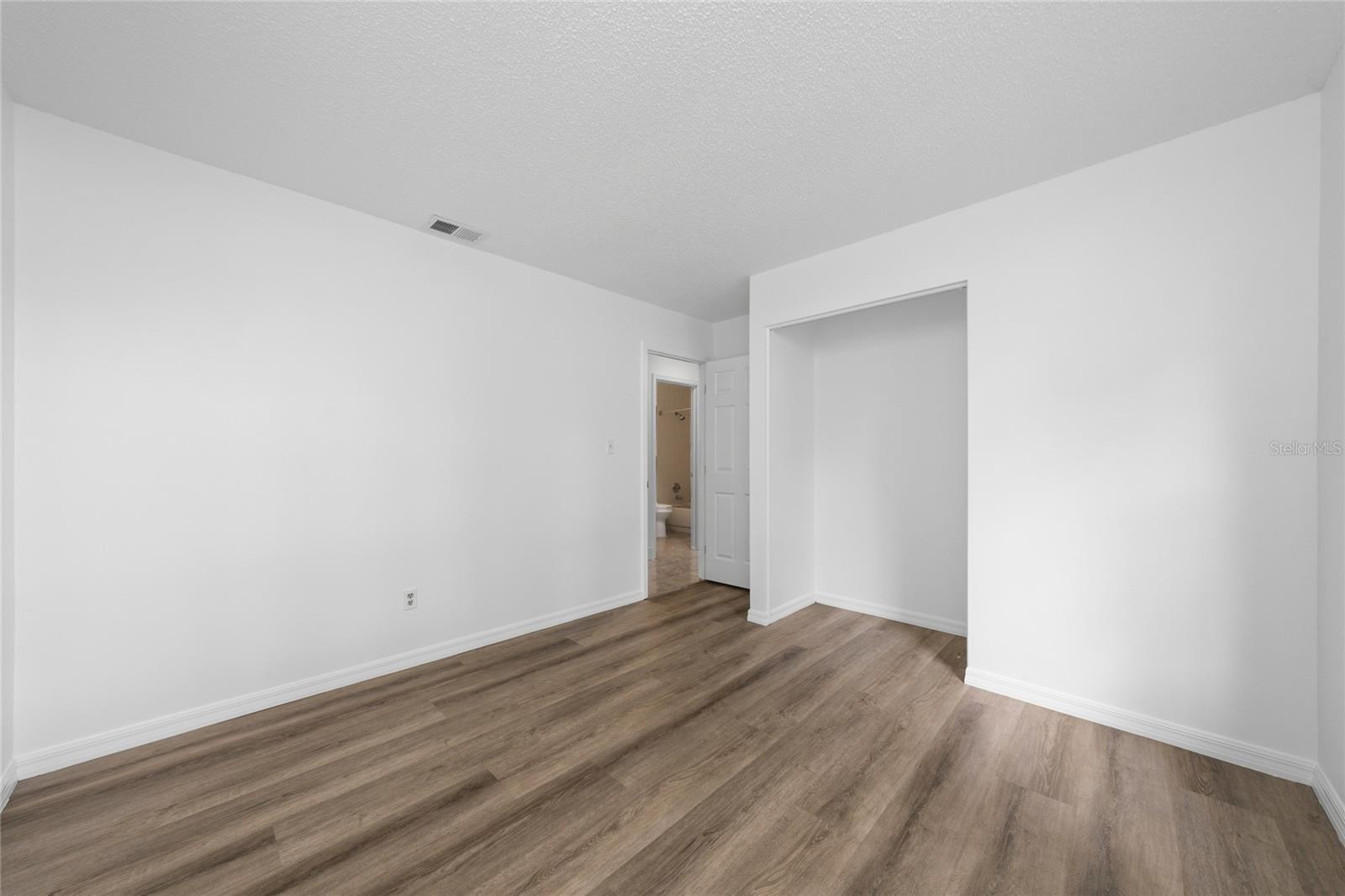 401 Hager Dr Property Photo 8