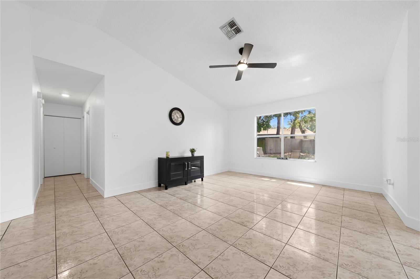401 Hager Dr Property Photo 24
