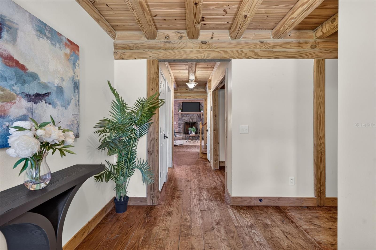 1223 Sutton Trl Property Photo 9