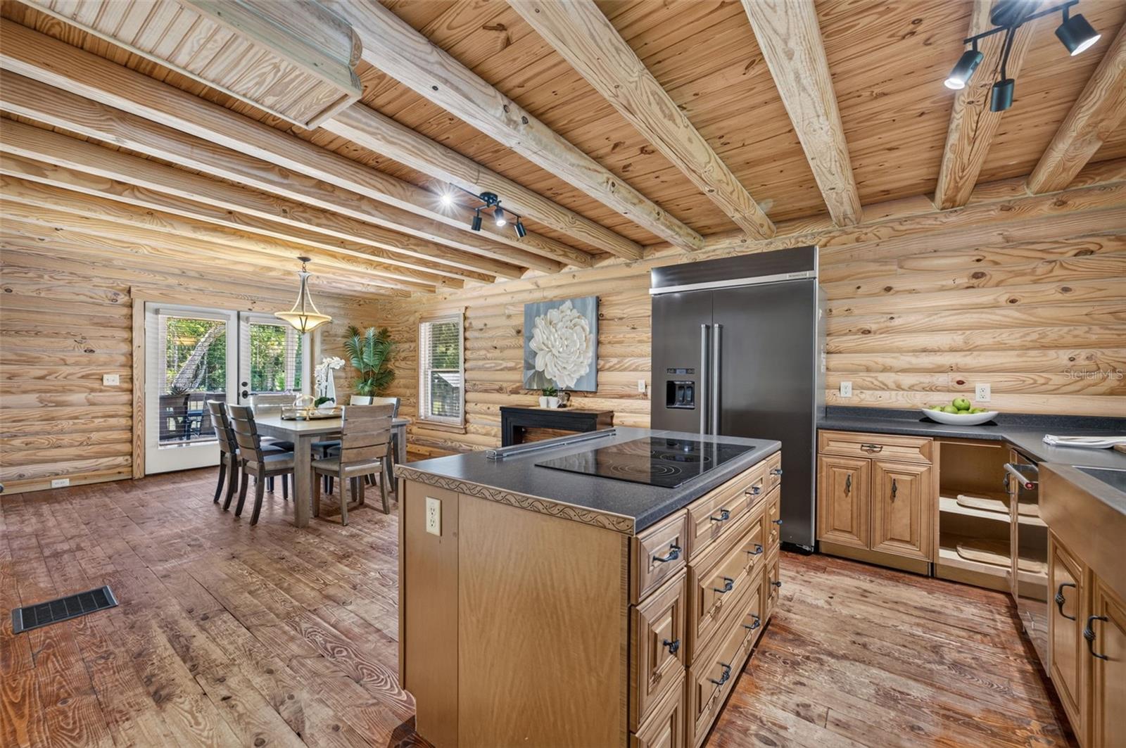 1223 Sutton Trl Property Photo 16