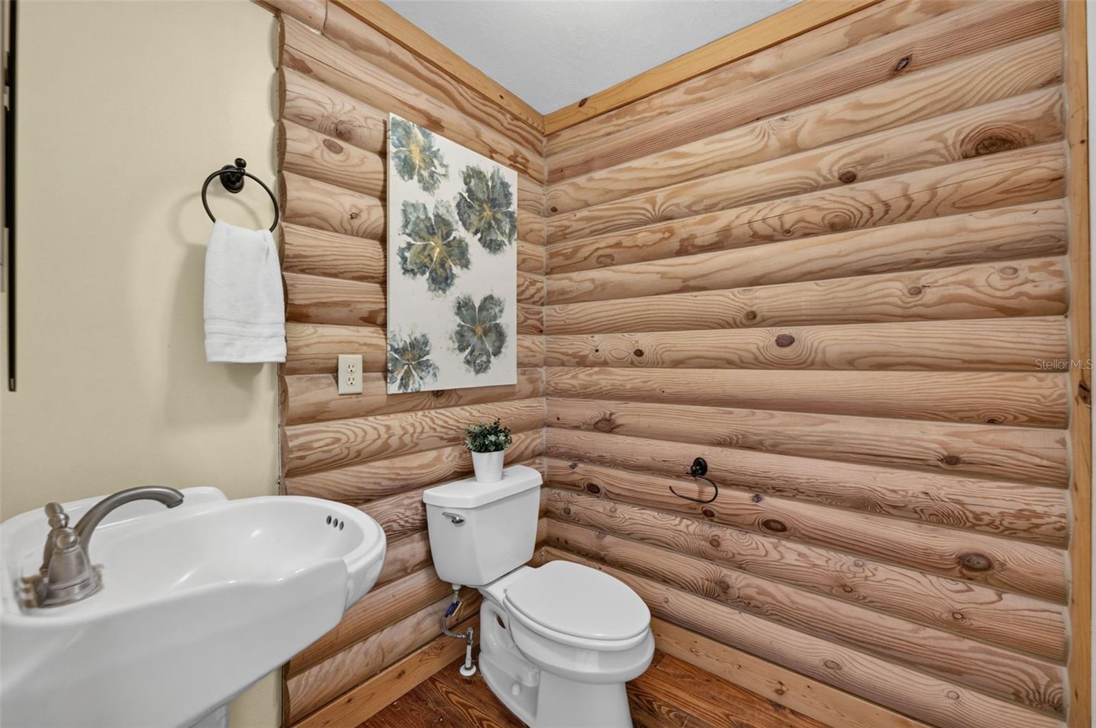 1223 Sutton Trl Property Photo 20
