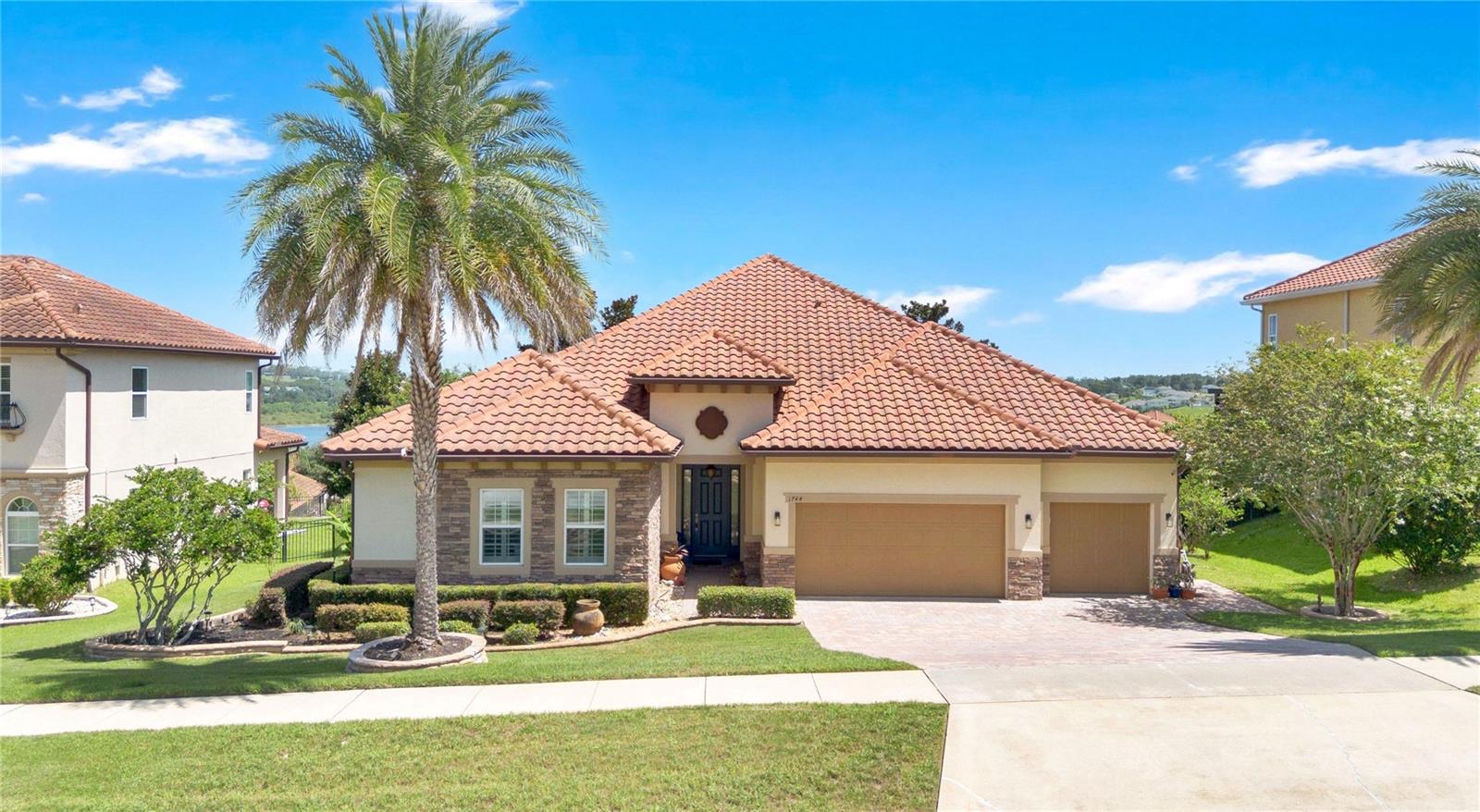 1744 Bella Lago Dr Property Photo 2