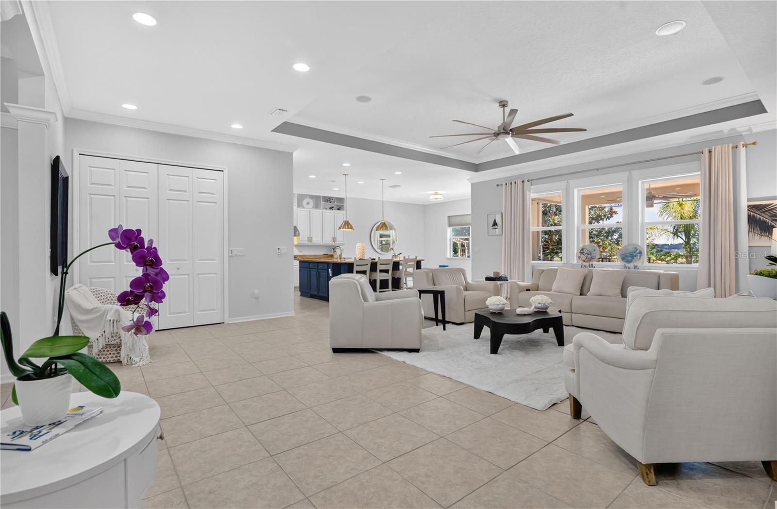 1744 Bella Lago Dr Property Photo 3