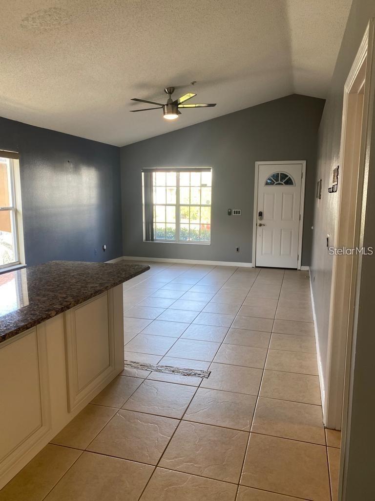 9655 Hollyhill Dr Property Photo 12