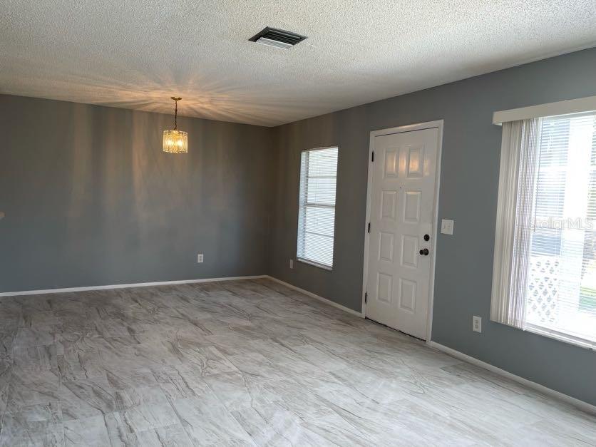1004 Northlake Dr #1004 Property Photo 4