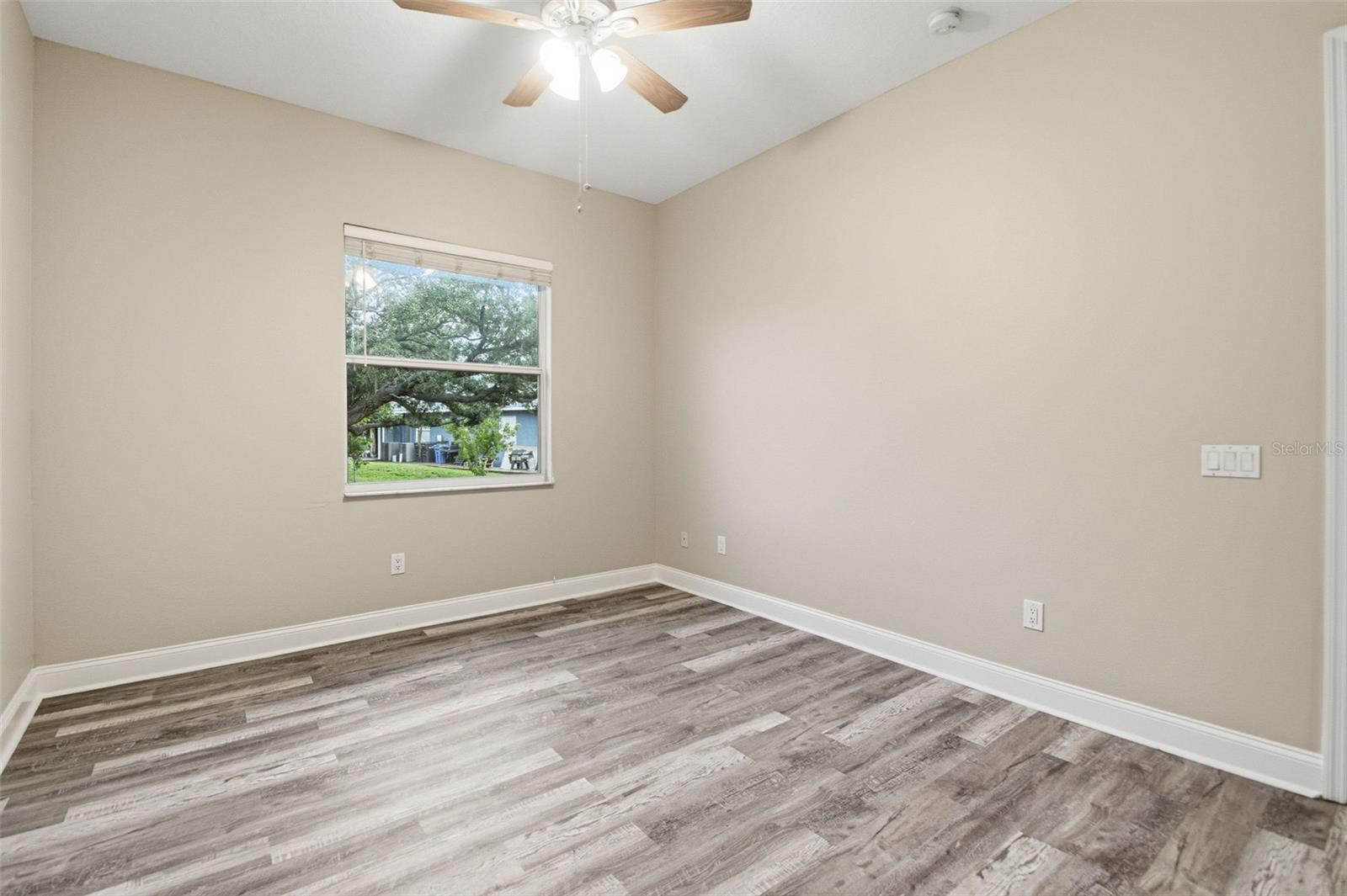 9009 Riverview Dr Property Photo 31