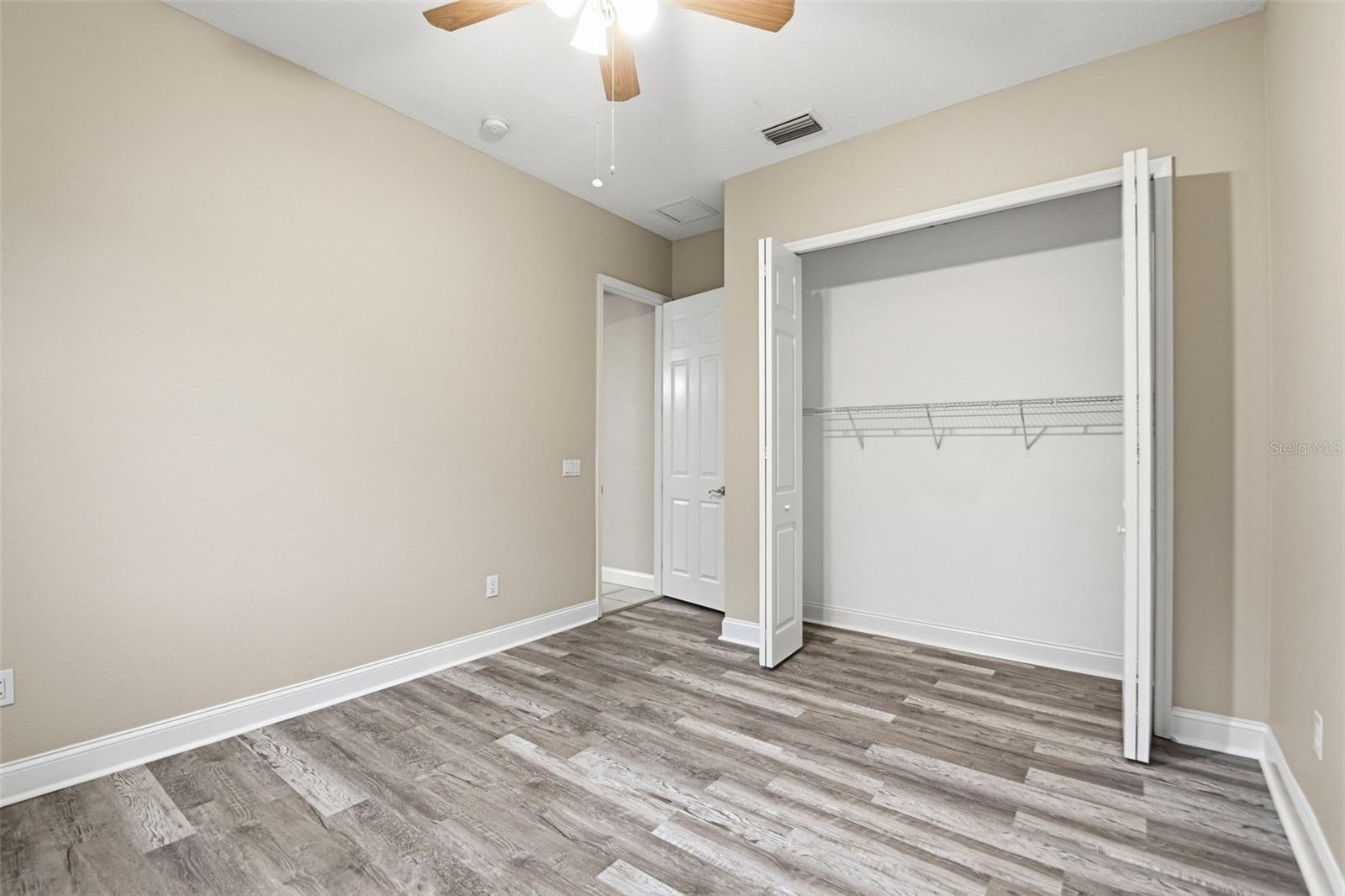 9009 Riverview Dr Property Photo 32