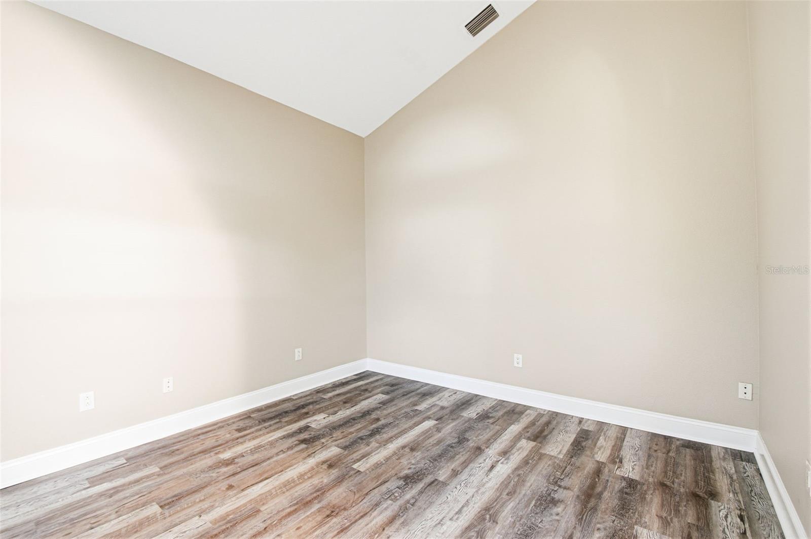 9009 Riverview Dr Property Photo 40