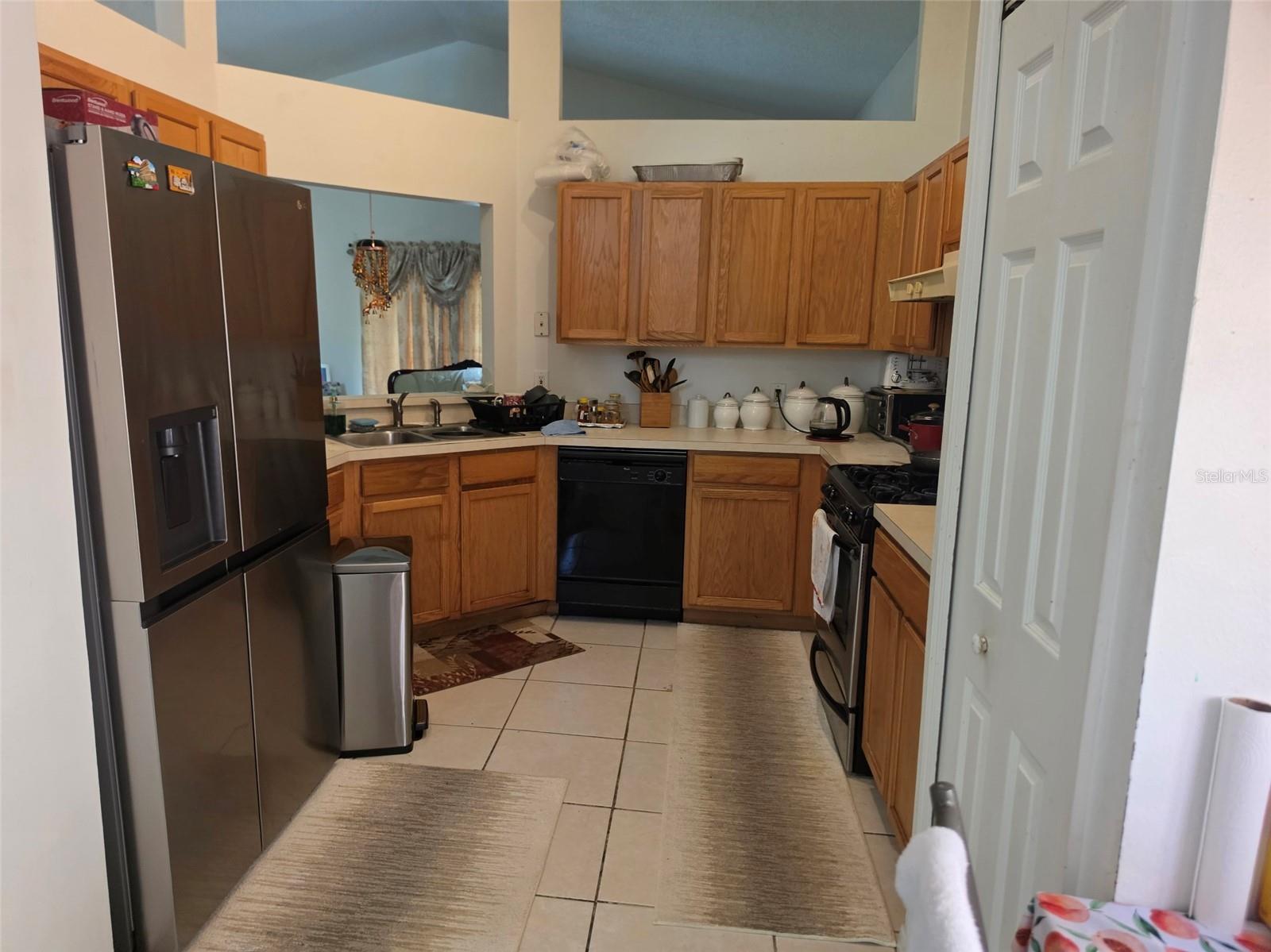 2261 Blue Sapphire Cir Property Photo 6