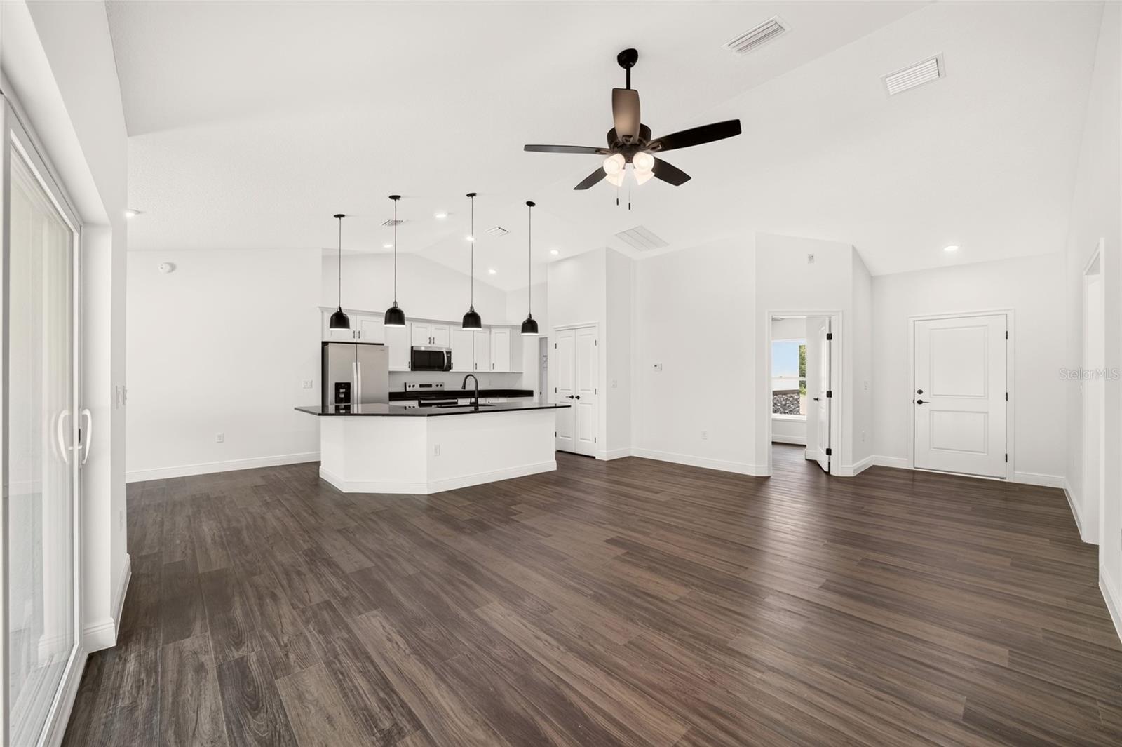 23027 Sw Marine Blvd Property Photo 8