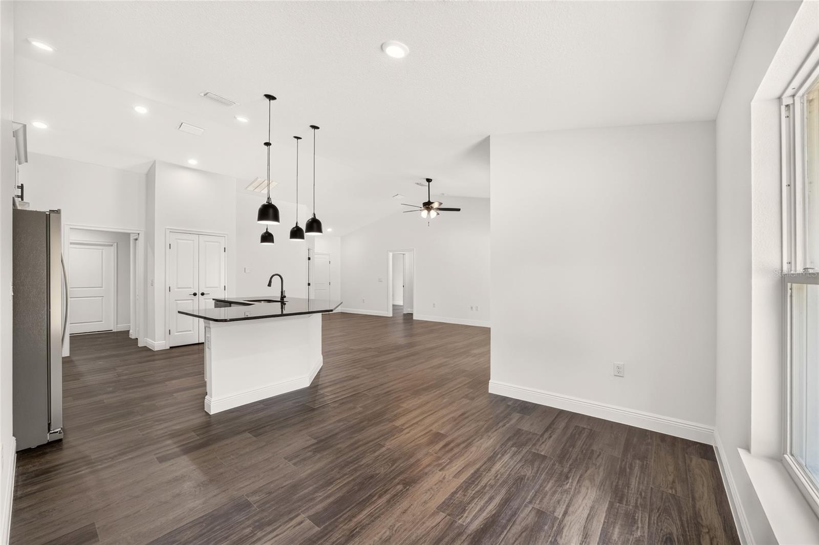 23027 Sw Marine Blvd Property Photo 11