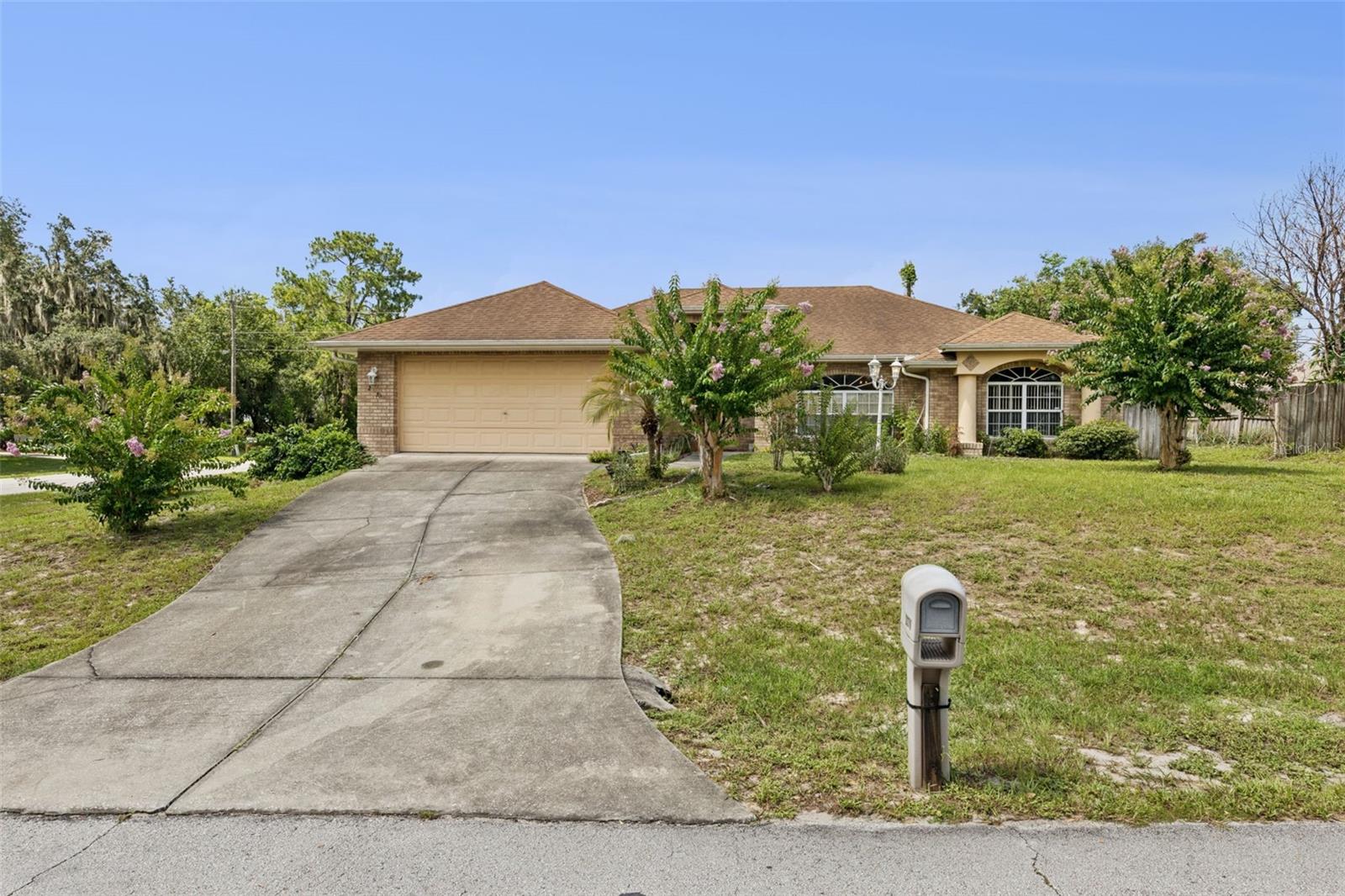 2270 Carson Ln Property Photo 1