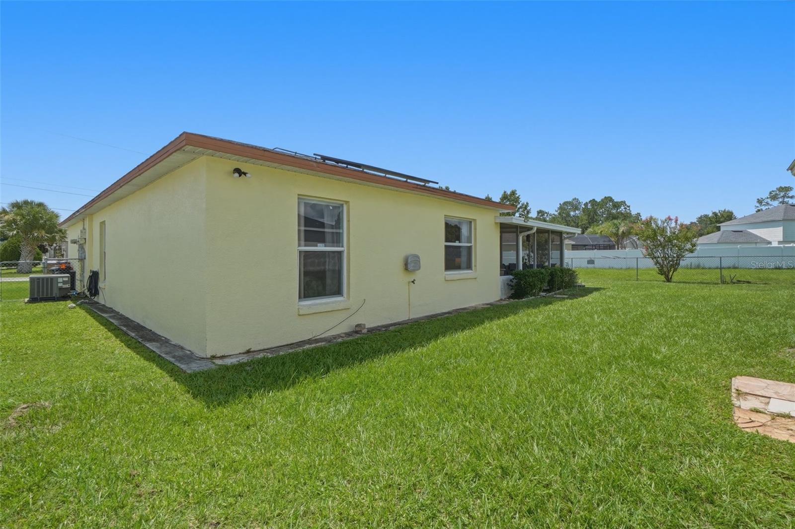 1029 Dudley Dr Property Photo 29