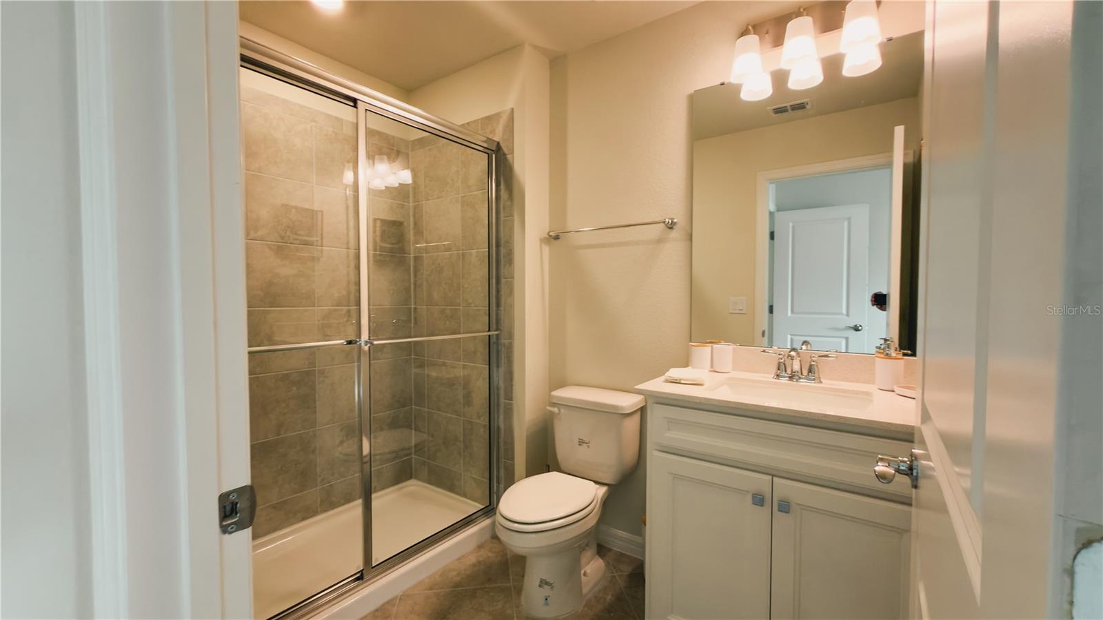 16129 Palm Frond Ave Property Photo 24