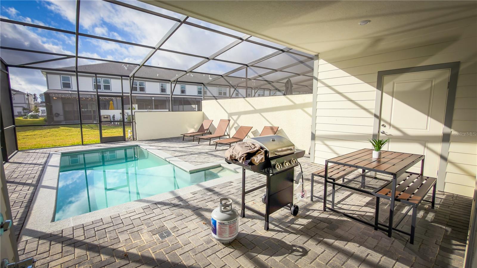 16129 Palm Frond Ave Property Photo 44