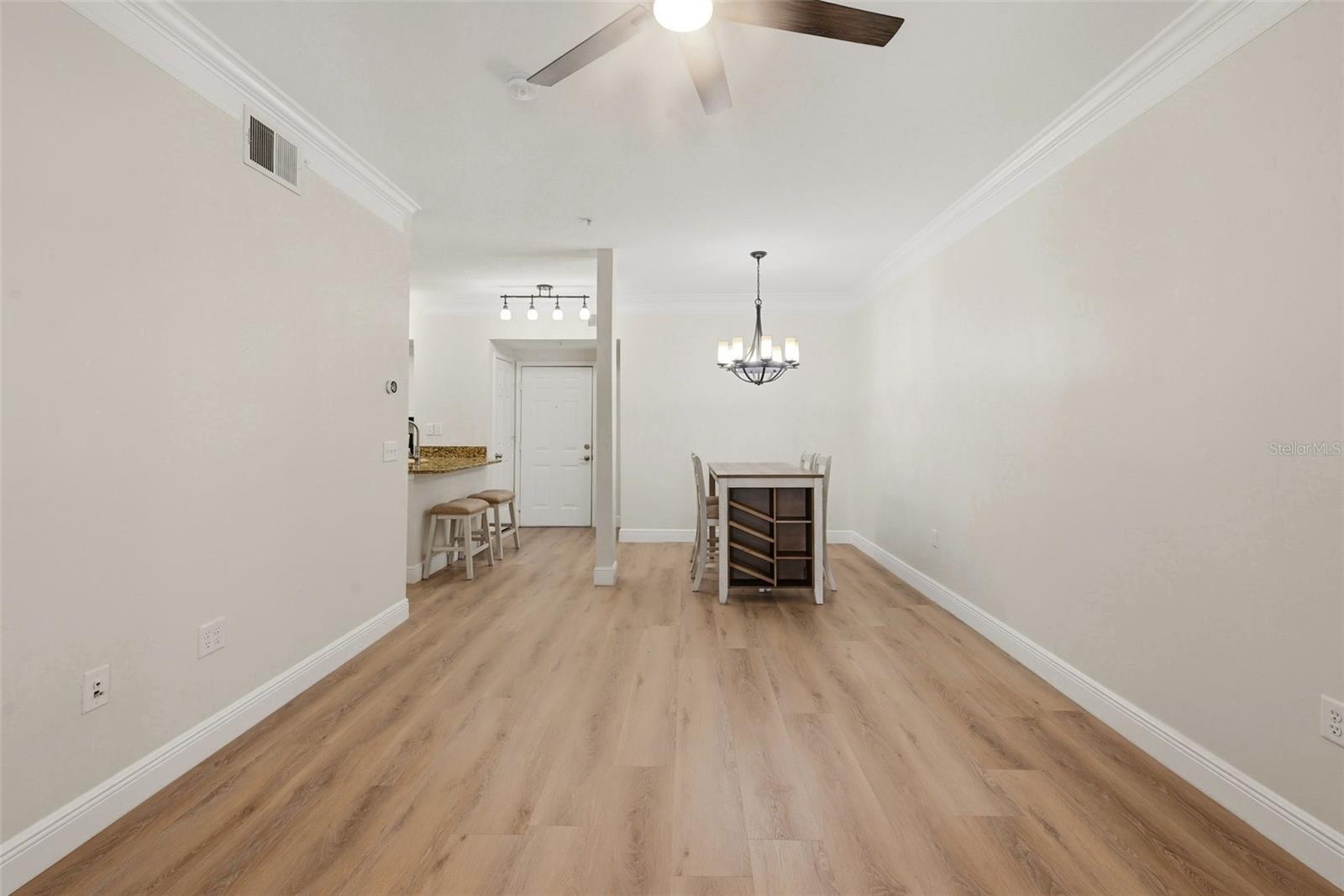 239 Longview Ave #207 Property Photo 16