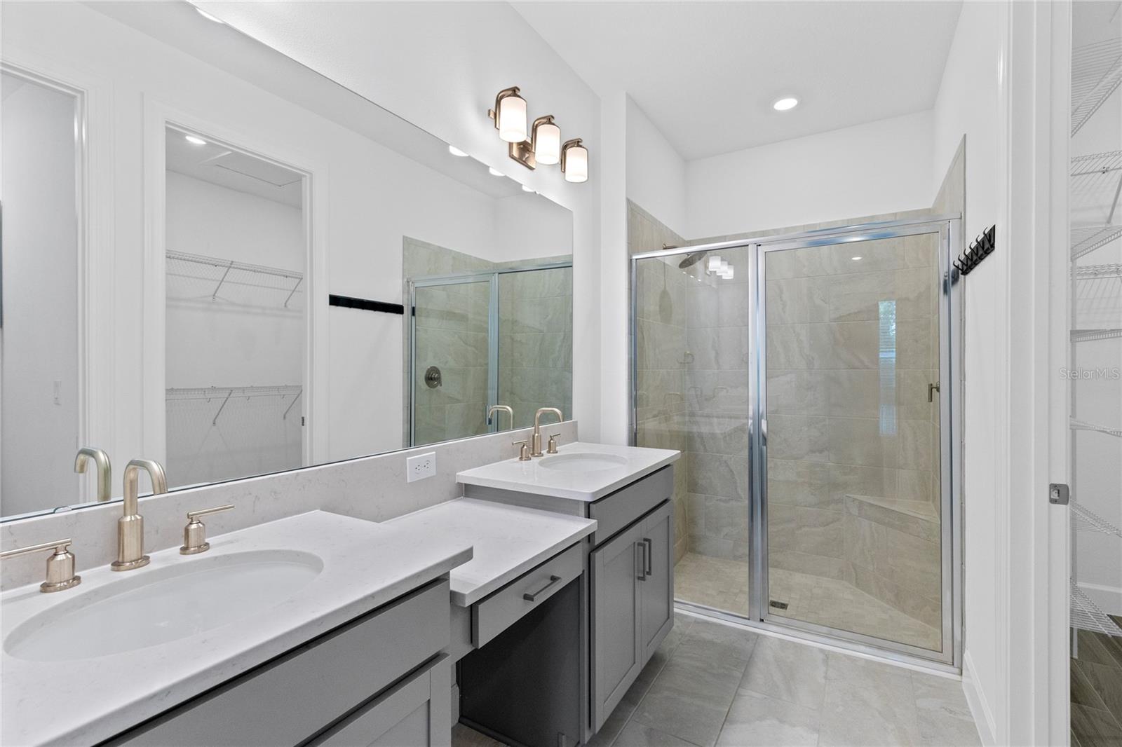 5338 Spoonflower Ct Property Photo 13