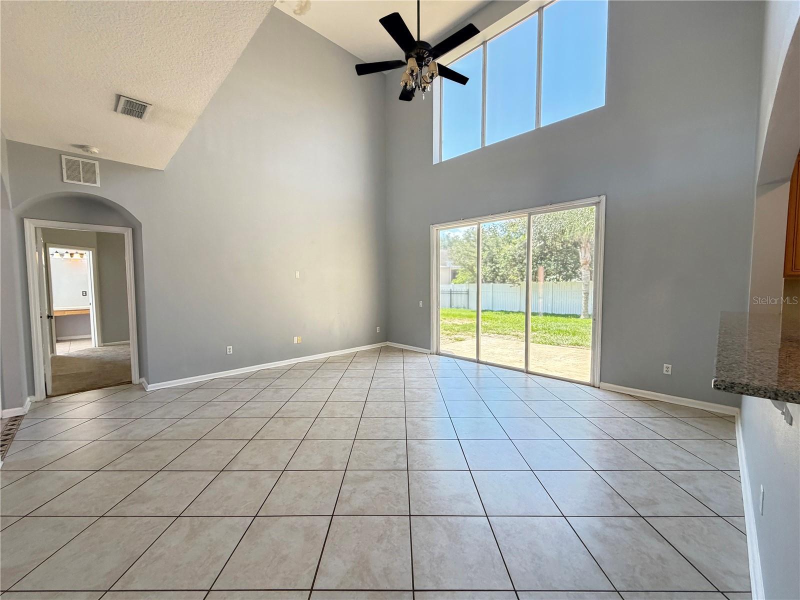 706 Strihal Loop Property Photo 8