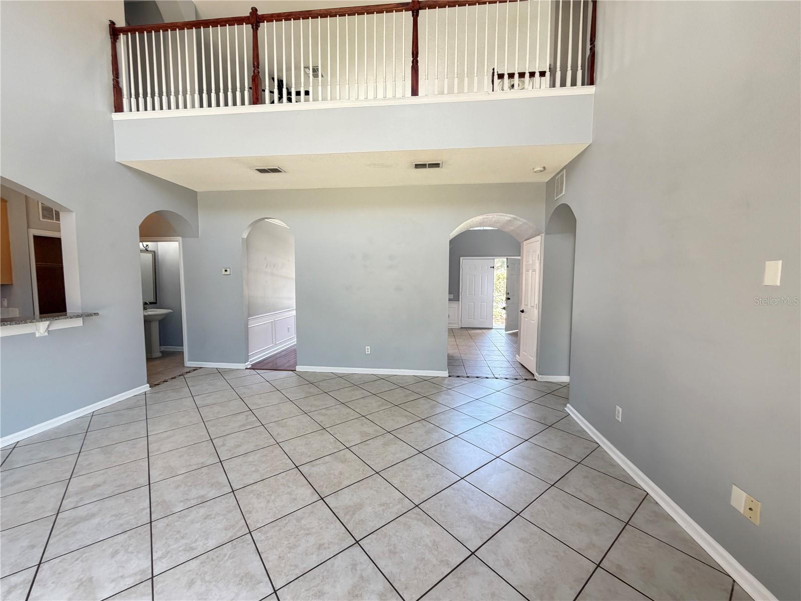 706 Strihal Loop Property Photo 9