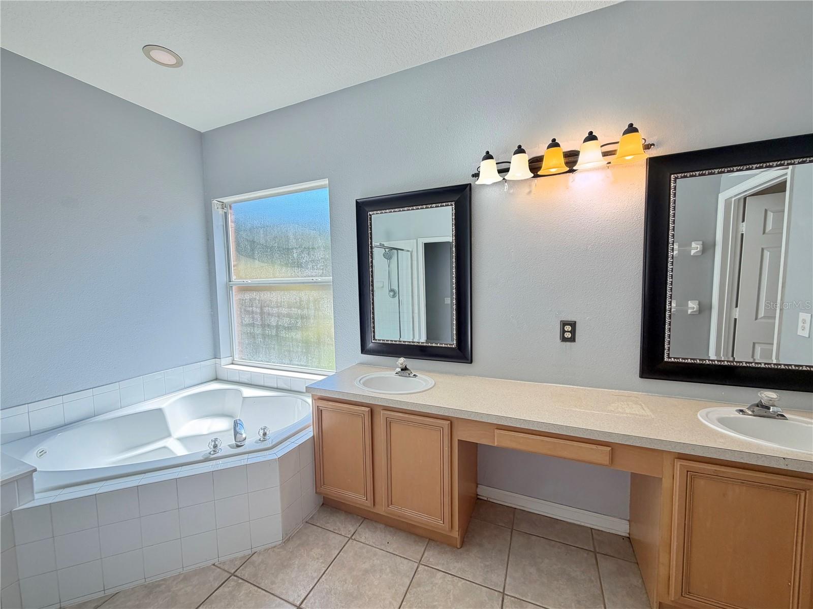 706 Strihal Loop Property Photo 17