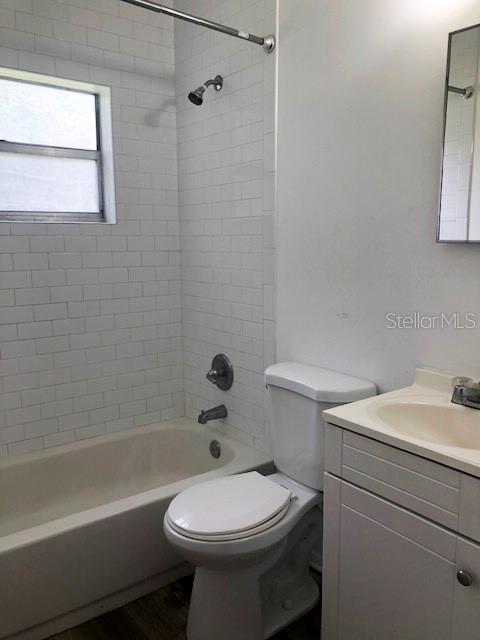 5555 Barton Dr Property Photo 7