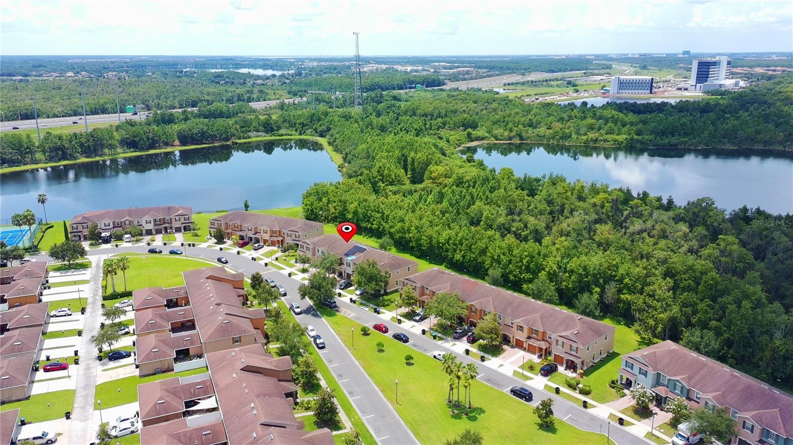 11155 Savannah Landing Cir Property Photo 3