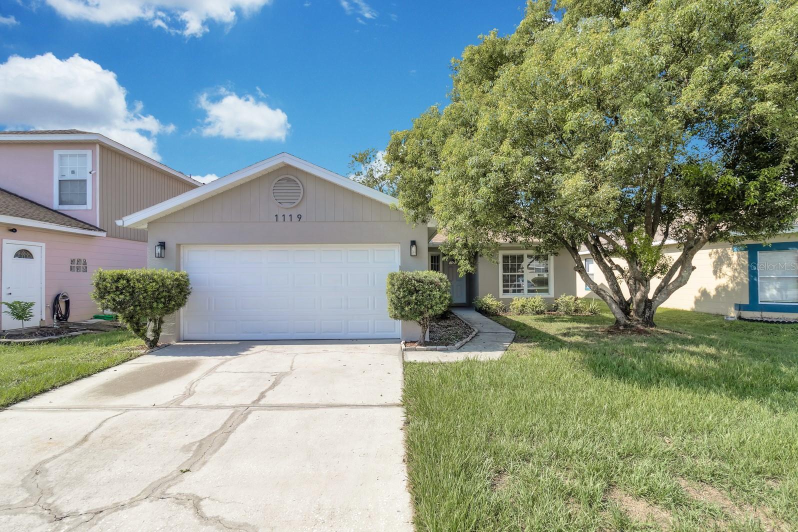 1119 TYLER LAKE CIR Property Photo 1