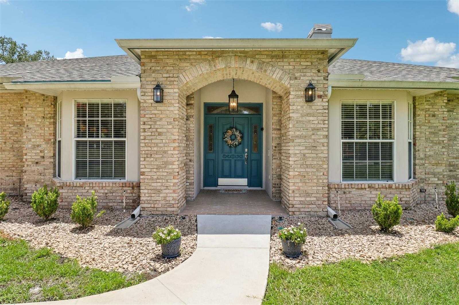 1616 REGAL COVE CT
