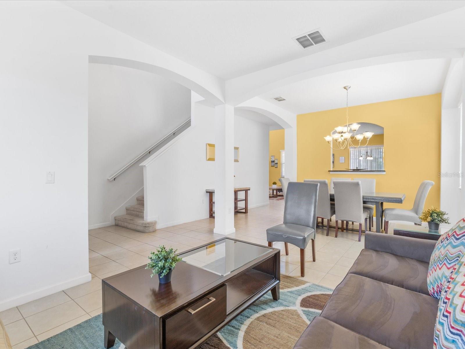 411 Cabello Dr Property Photo 12