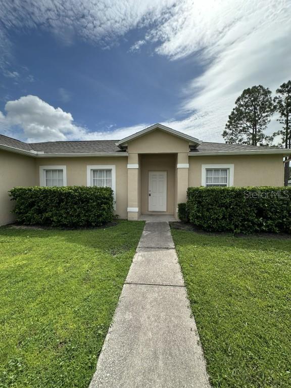 929 Gloucester Ct Property Photo 3