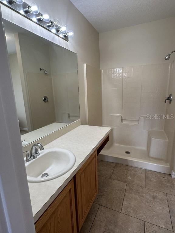 929 Gloucester Ct Property Photo 16
