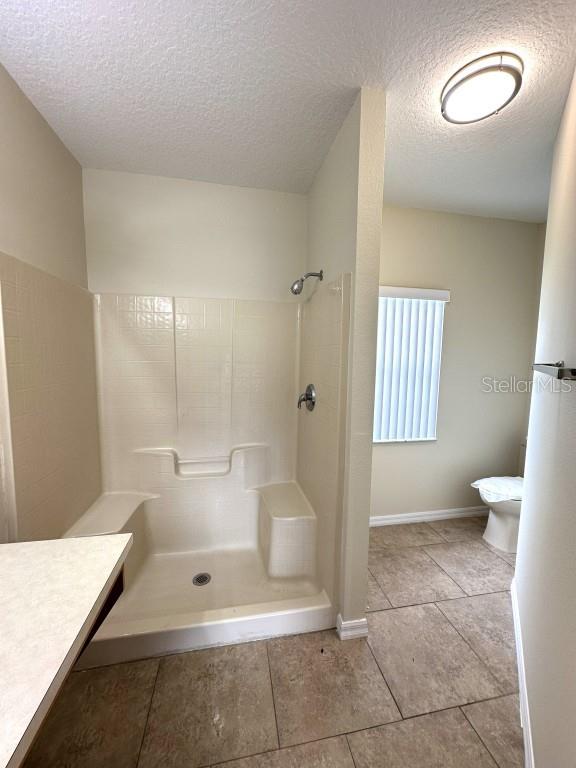 929 Gloucester Ct Property Photo 17