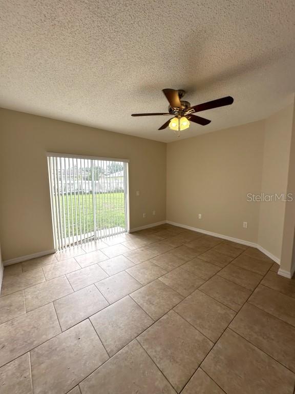 929 Gloucester Ct Property Photo 21