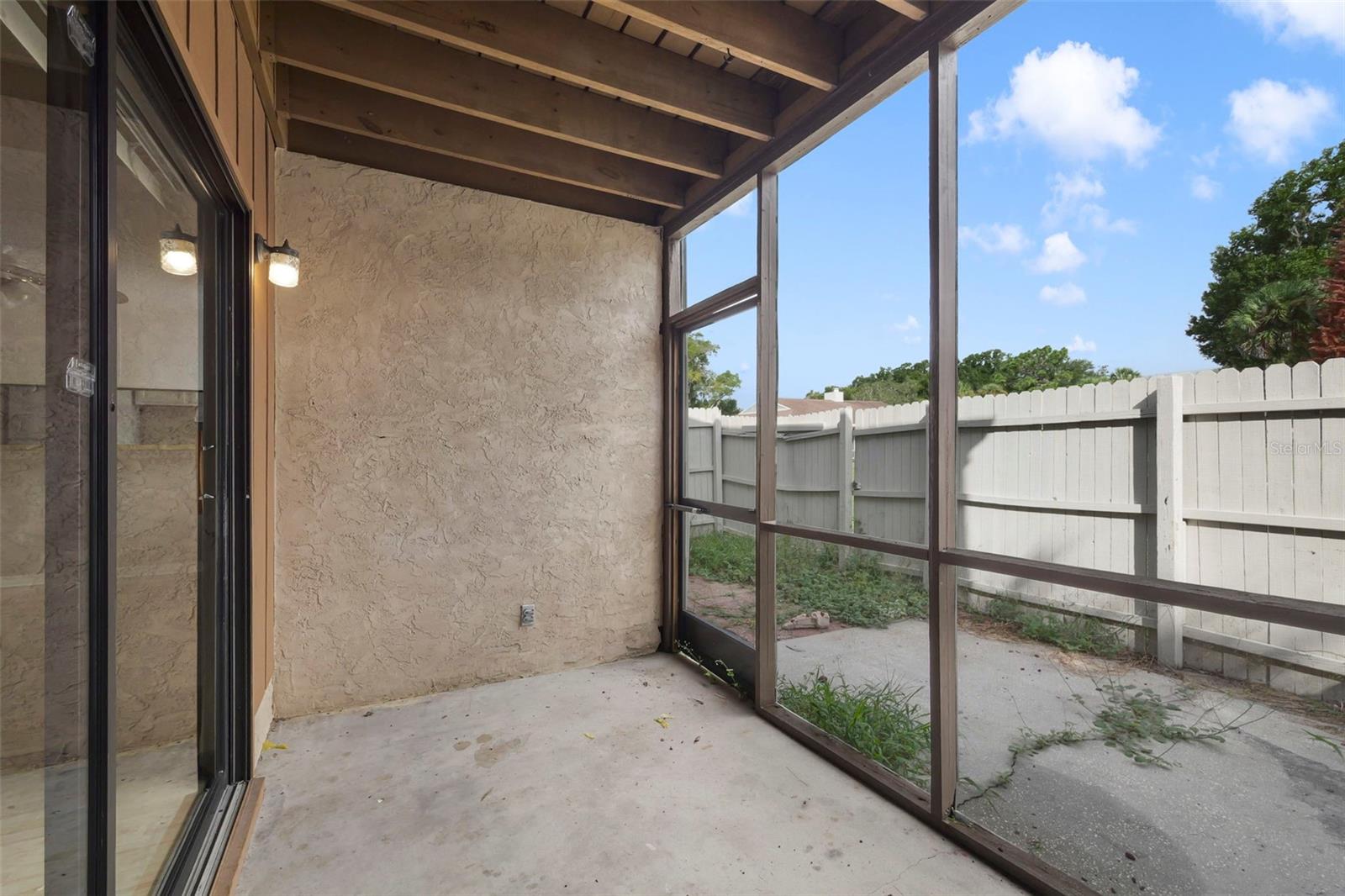 1412 Oak Pl #j Property Photo 14