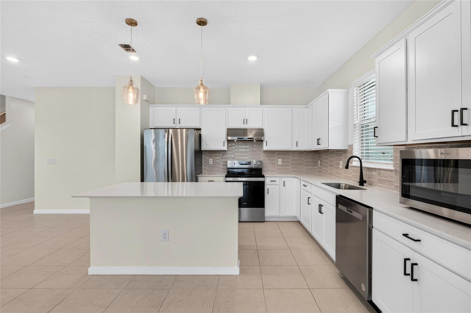 9426 Lamine Way Property Photo 11