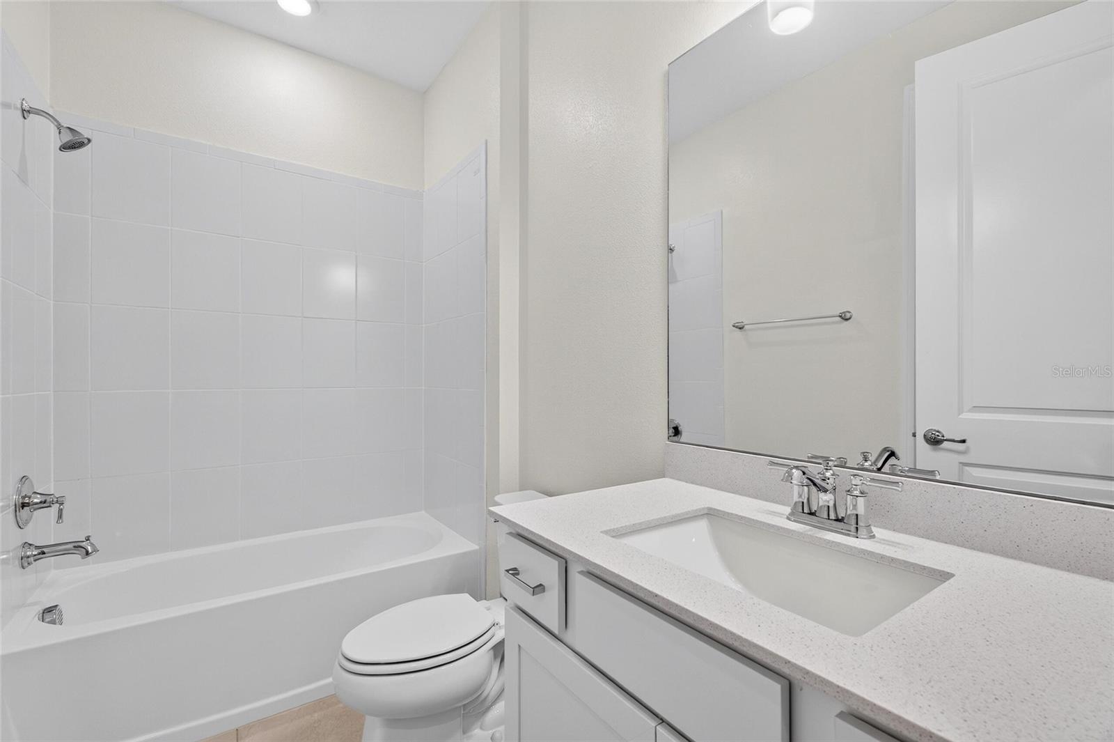 9426 Lamine Way Property Photo 17