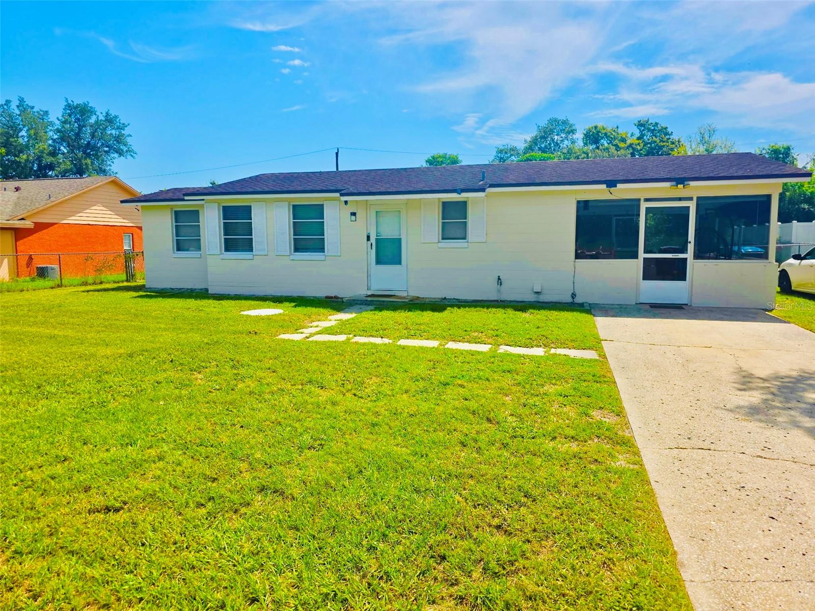 1701 Montecito Ave Property Photo 1