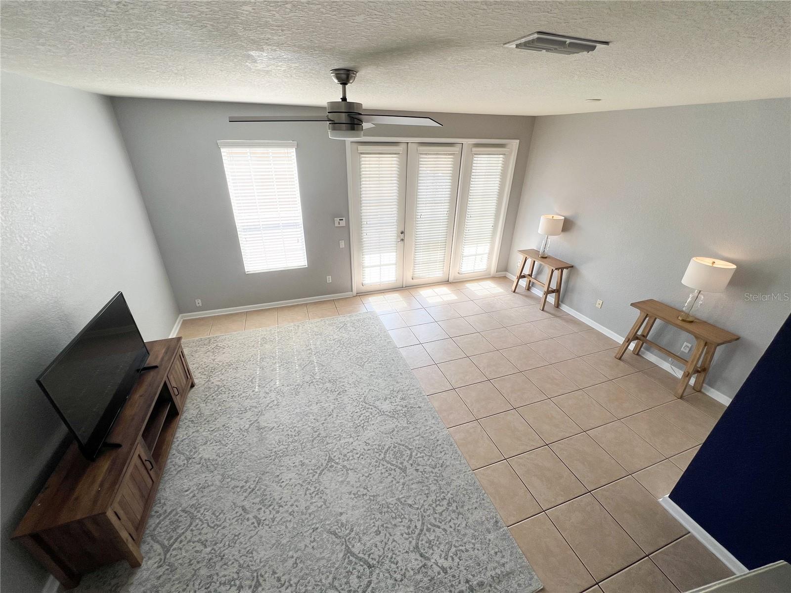 7722 Fairgrove Ave Property Photo 5
