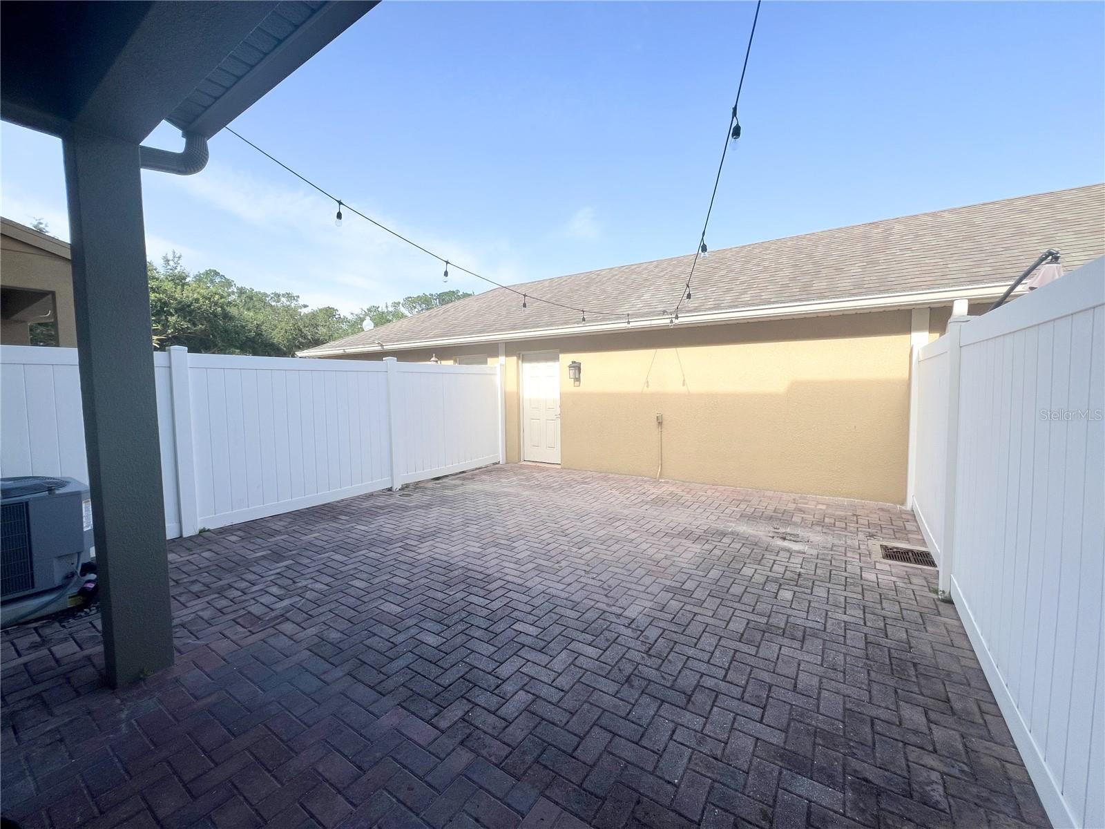 7722 Fairgrove Ave Property Photo 15
