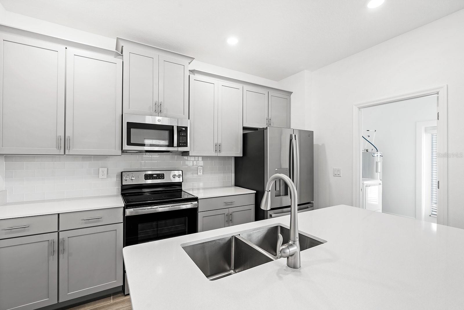 3039 Ella Way Property Photo 12