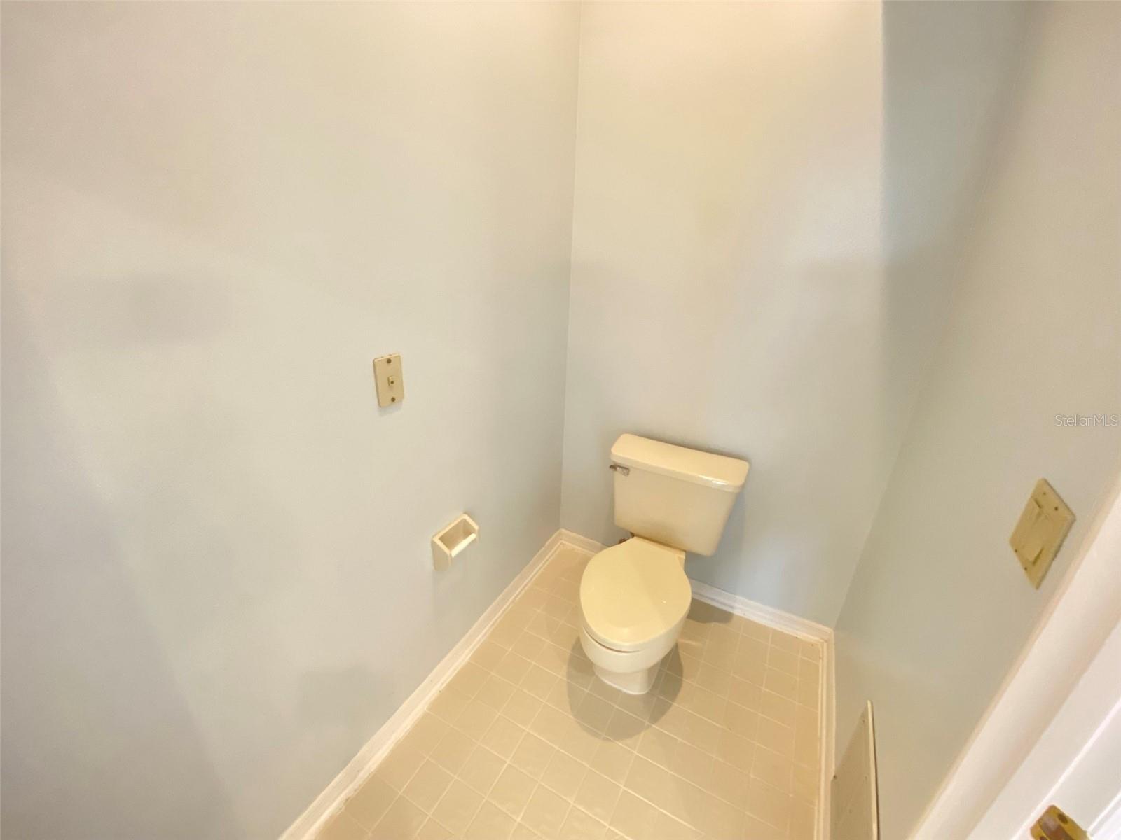 3708 Molona Dr Property Photo 11