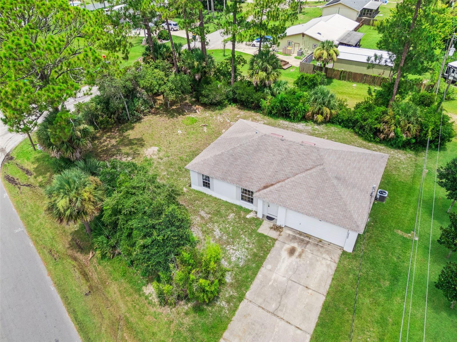 3403 QUEEN PALM DR Property Photo 1