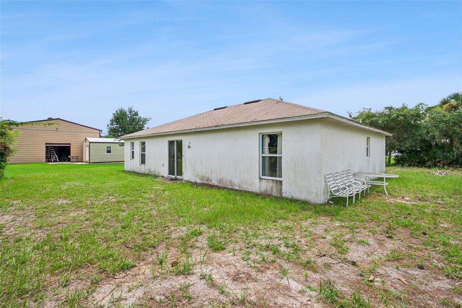 3403 Queen Palm Dr Property Photo 26