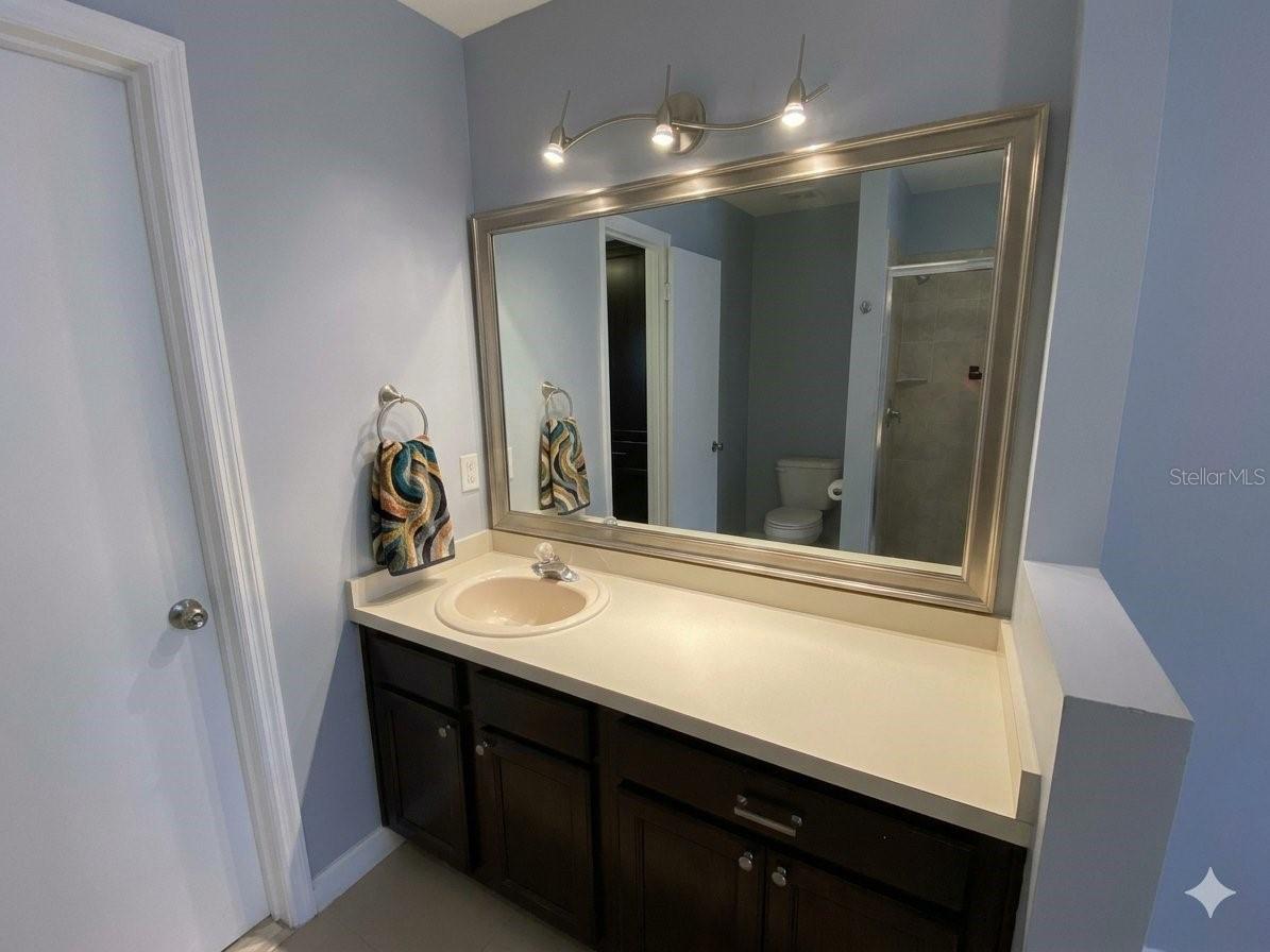 82 Lakepointe Cir #82 Property Photo 8