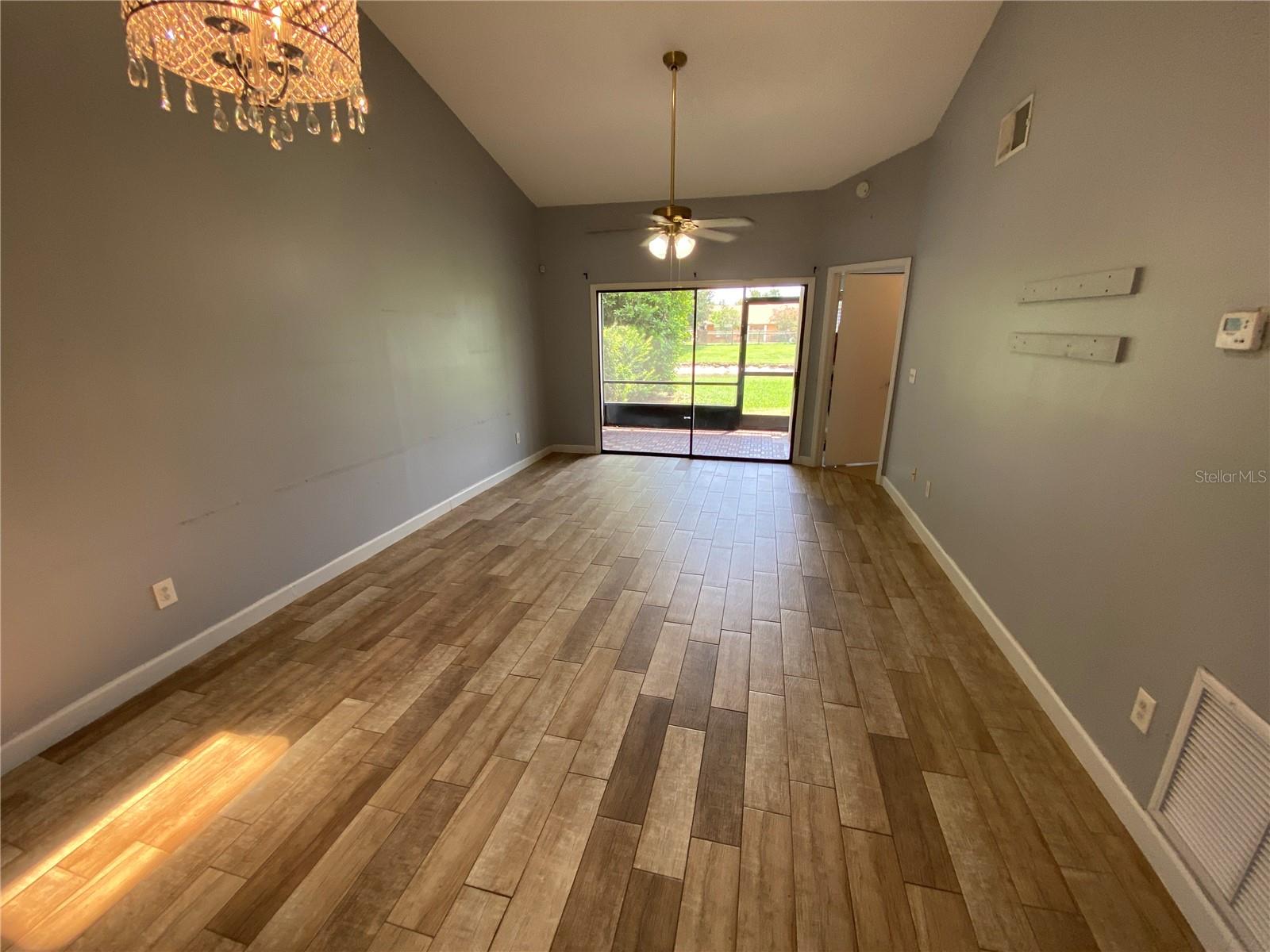 82 Lakepointe Cir #82 Property Photo 19