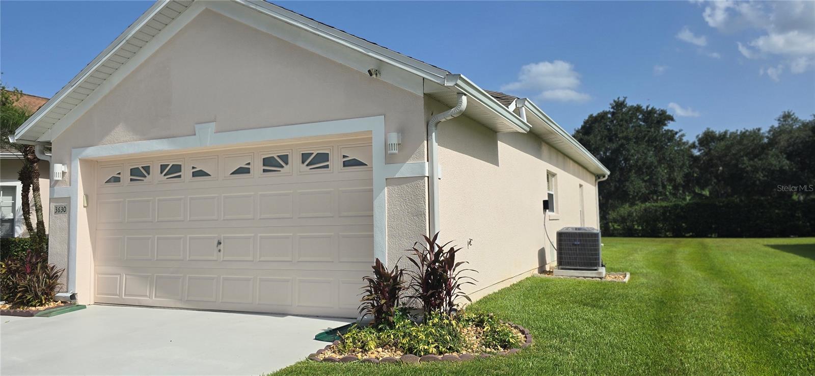 O6426400 Property Photo 3
