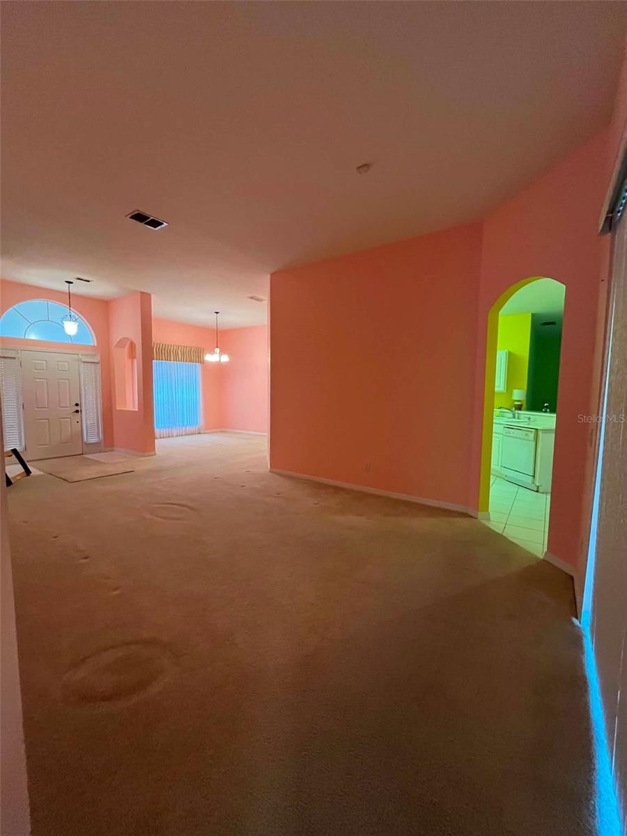O6426400 Property Photo 12